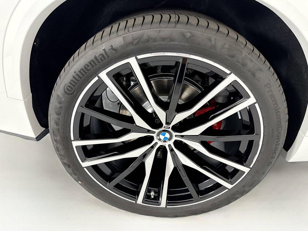 New 2026 BMW X5 xDrive40i w/ Executive Package image 32