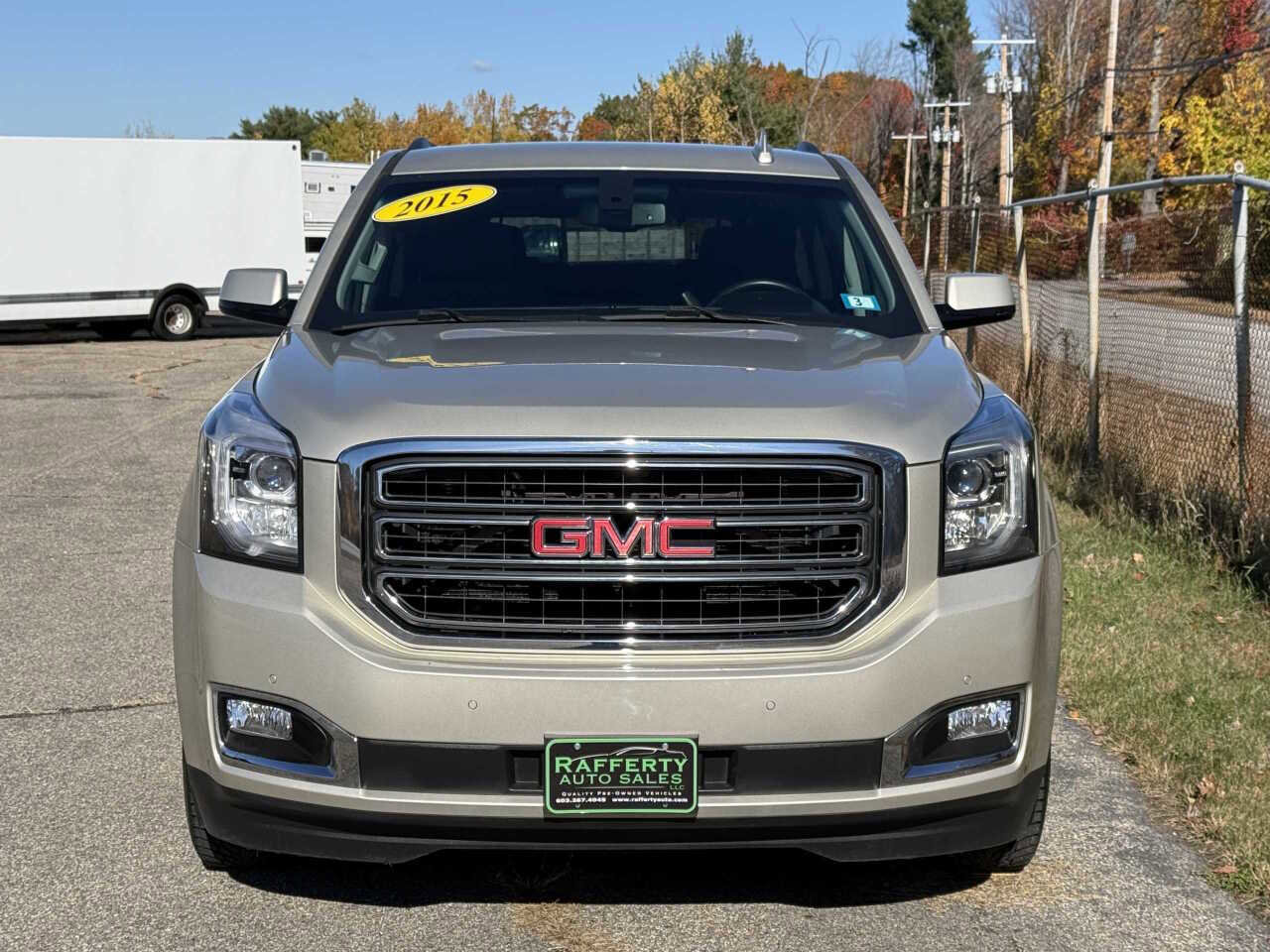 Used 2015 GMC Yukon SLE w/ Convenience Package image 9