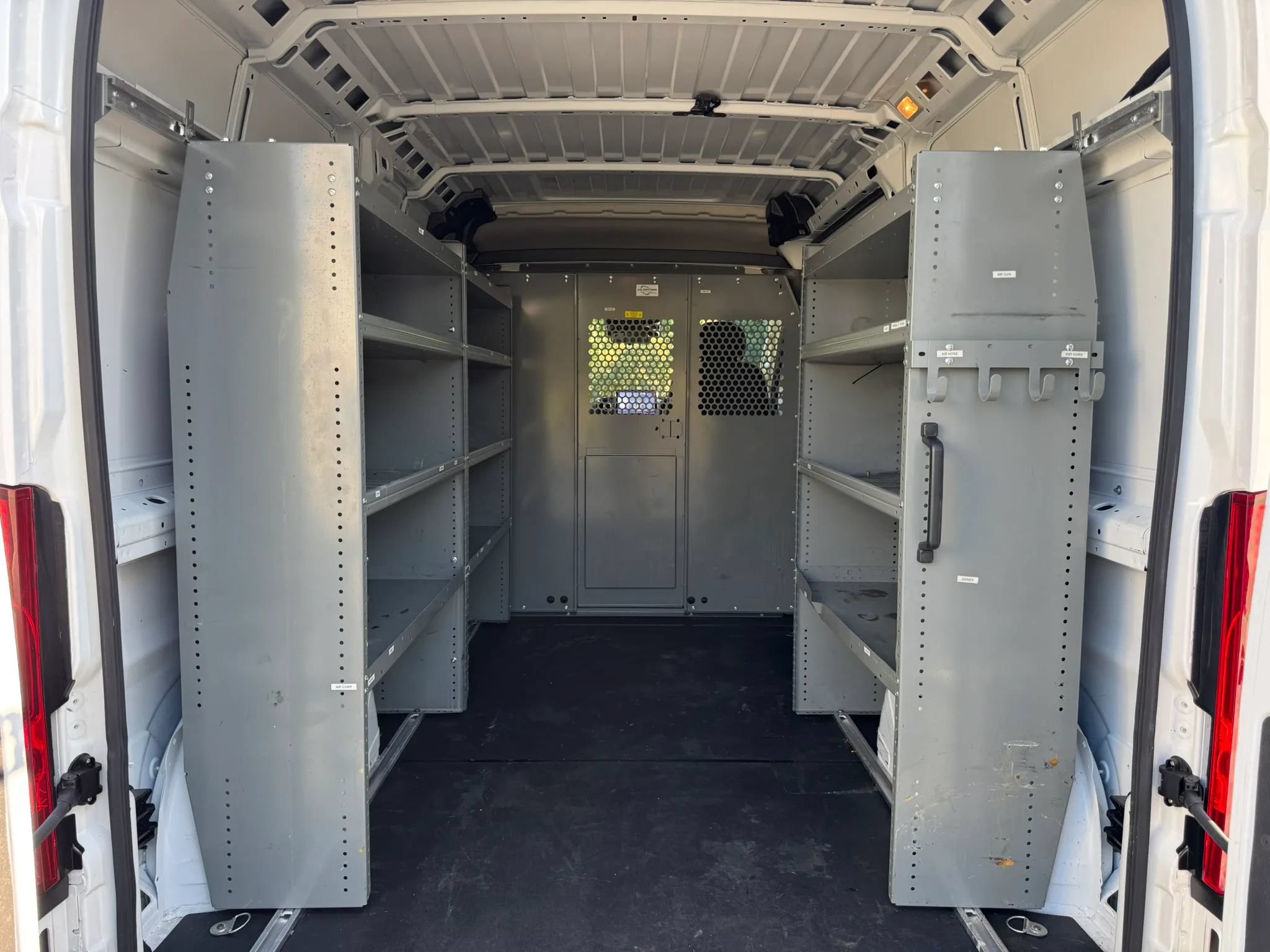 Used 2022 RAM ProMaster 2500 w/ Premium Convenience Group FWD image 20