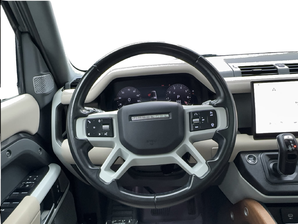 Used 2023 Land Rover Defender 130 SE AWD/4WD image 43