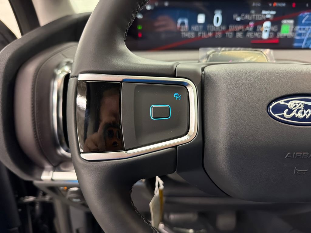 New 2026 Ford Expedition Platinum image 21