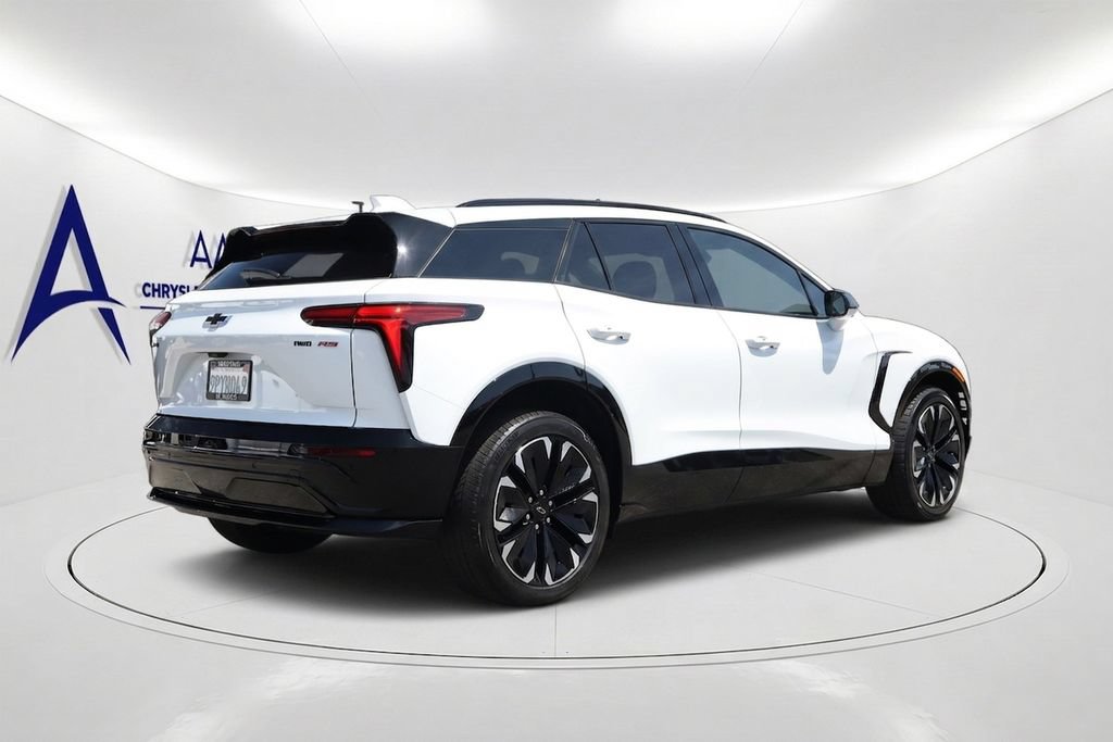 Used 2024 Chevrolet Blazer EV RS AWD/4WD image 4