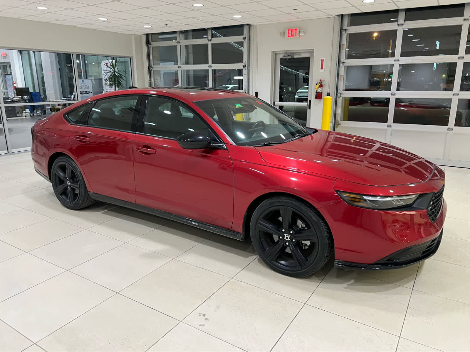 Used 2023 Honda Accord Sport image 1