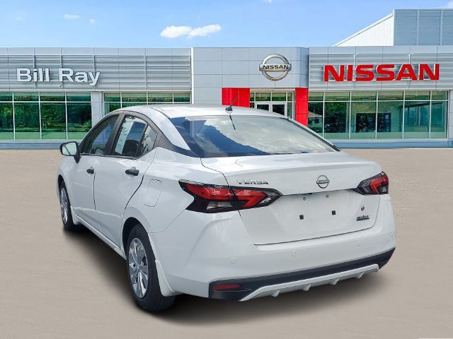 Certified 2025 Nissan Versa S w/ Trunk Package FWD image 4