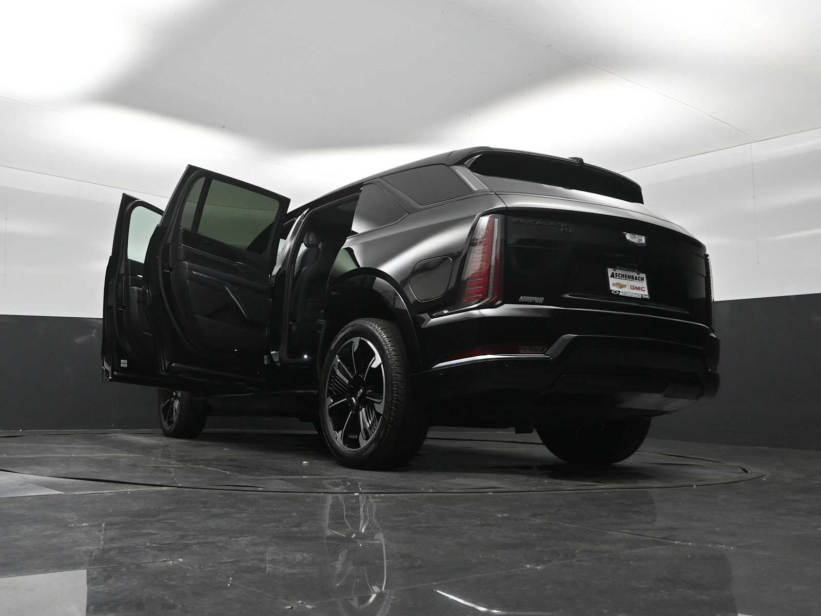Used 2025 Cadillac Escalade IQ Sport 1 AWD/4WD image 31