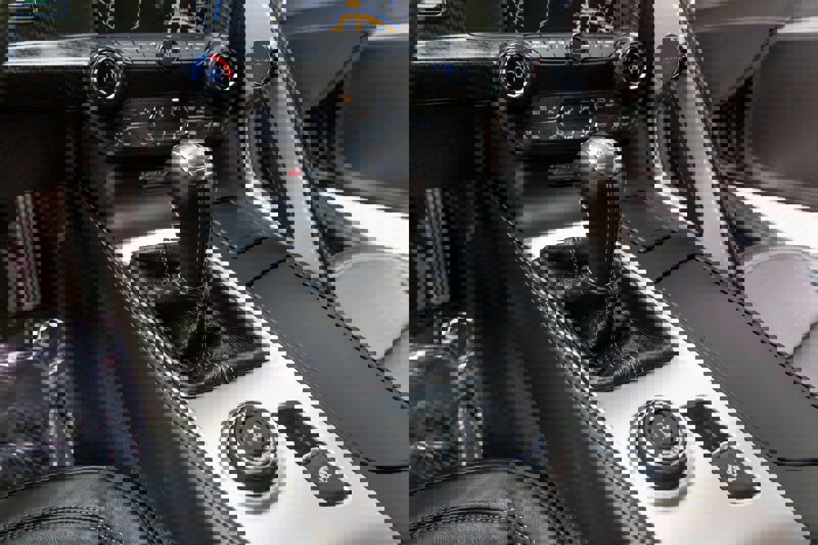 Used 2015 Chevrolet Corvette Z06 w/ 3LZ Preferred Equipment Group image 17