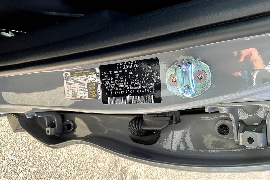 New 2026 Kia Sorento S w/ S Panoramic Sunroof Package FWD image 8