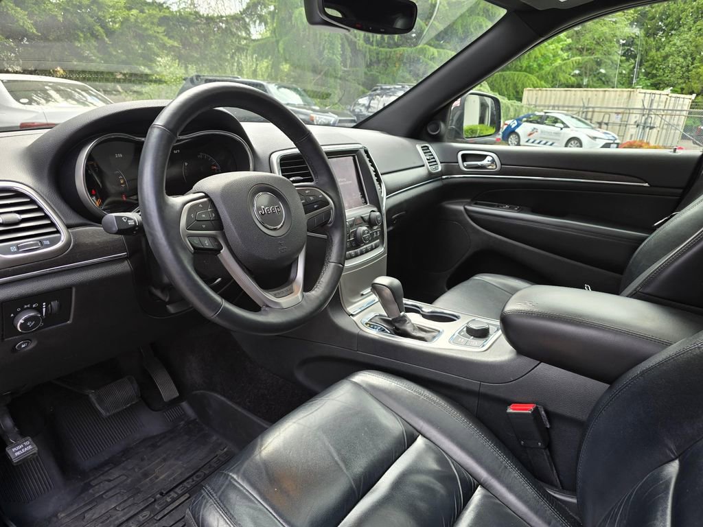 Used 2018 Jeep Grand Cherokee Limited AWD/4WD image 11