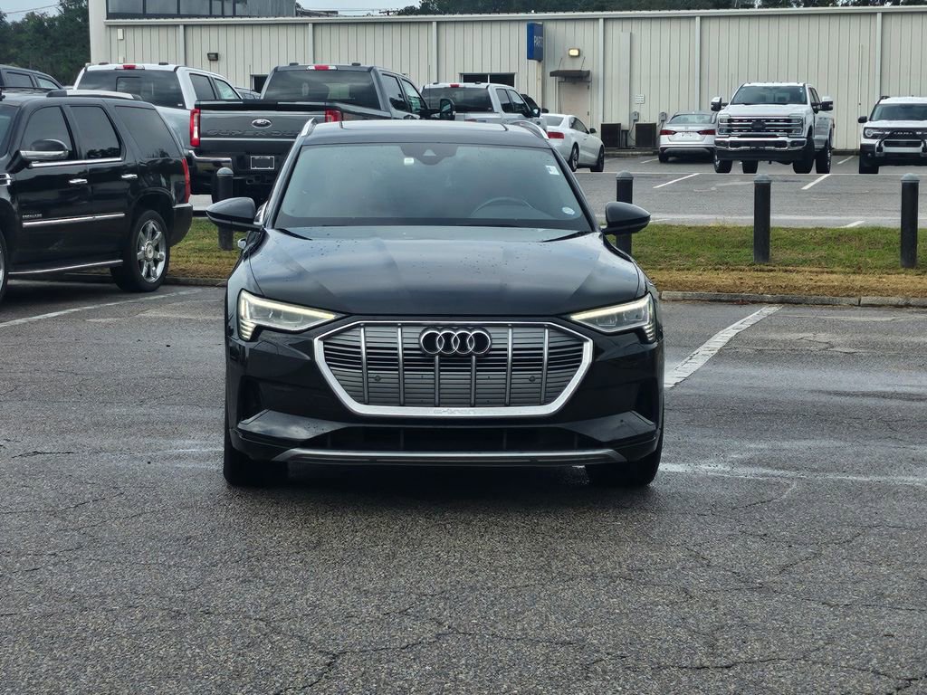 Used 2021 Audi e-tron Premium image 22