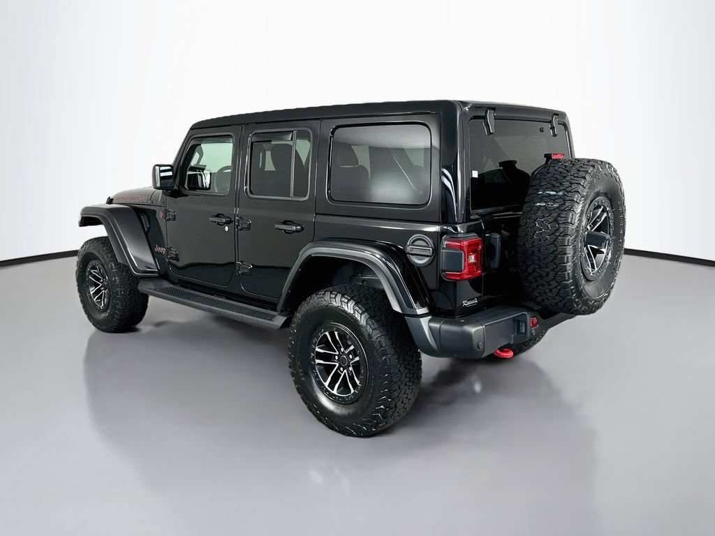Used 2025 Jeep Wrangler Unlimited Rubicon AWD/4WD image 5