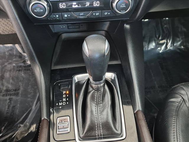 Used 2018 MAZDA MAZDA3 Grand Touring FWD image 12
