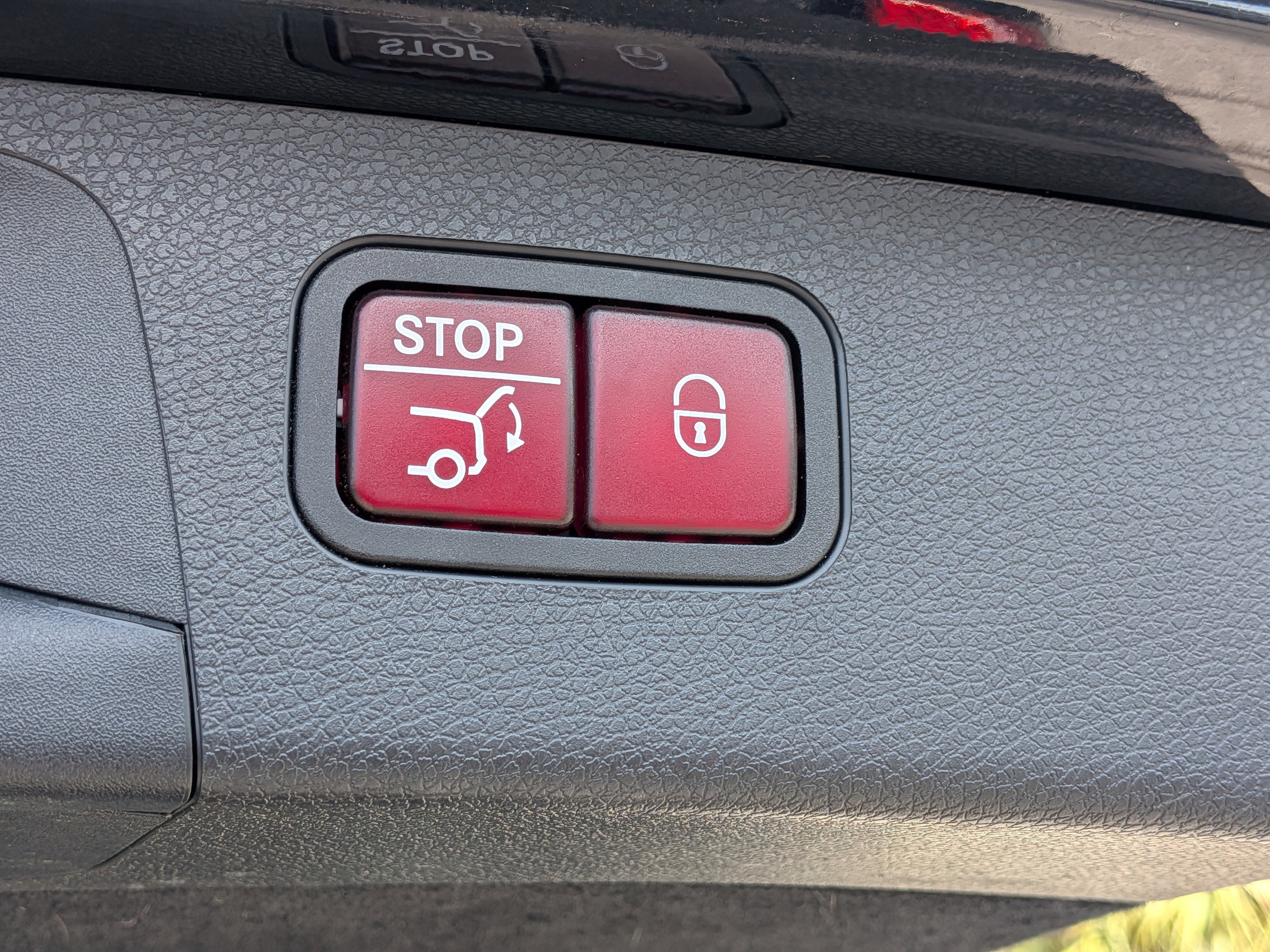 Used 2023 Mercedes-Benz E 450 4MATIC All-Terrain Wagon w/ Premium Package image 14