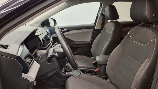 Used 2024 Volkswagen Taos SE image 14