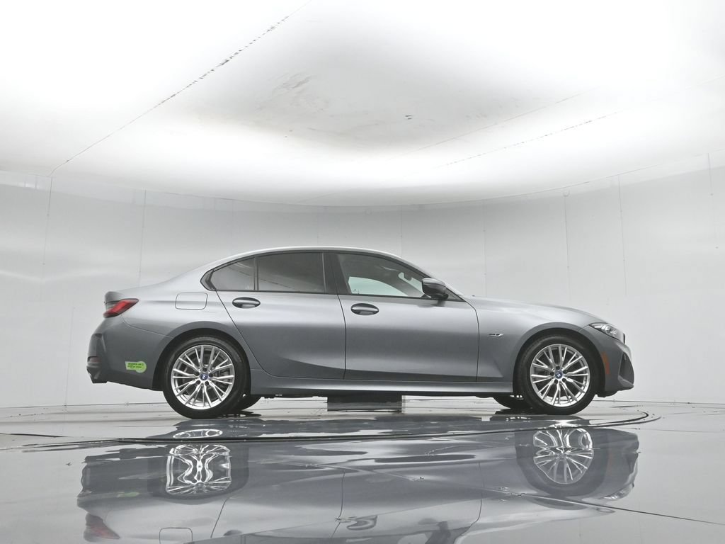Used 2023 BMW 330e w/ Convenience Package RWD image 8