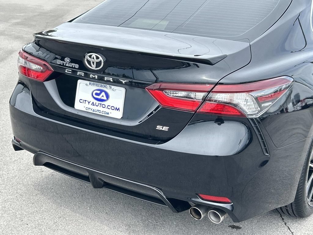 Used 2024 Toyota Camry SE FWD image 12