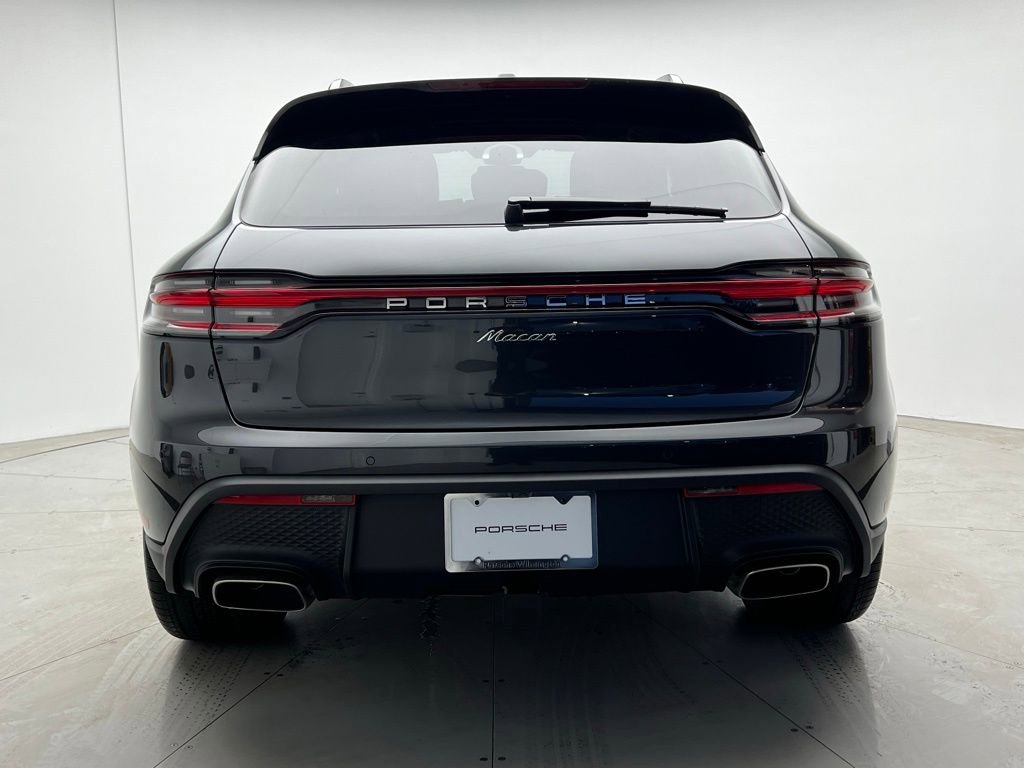 New 2026 Porsche Macan image 19