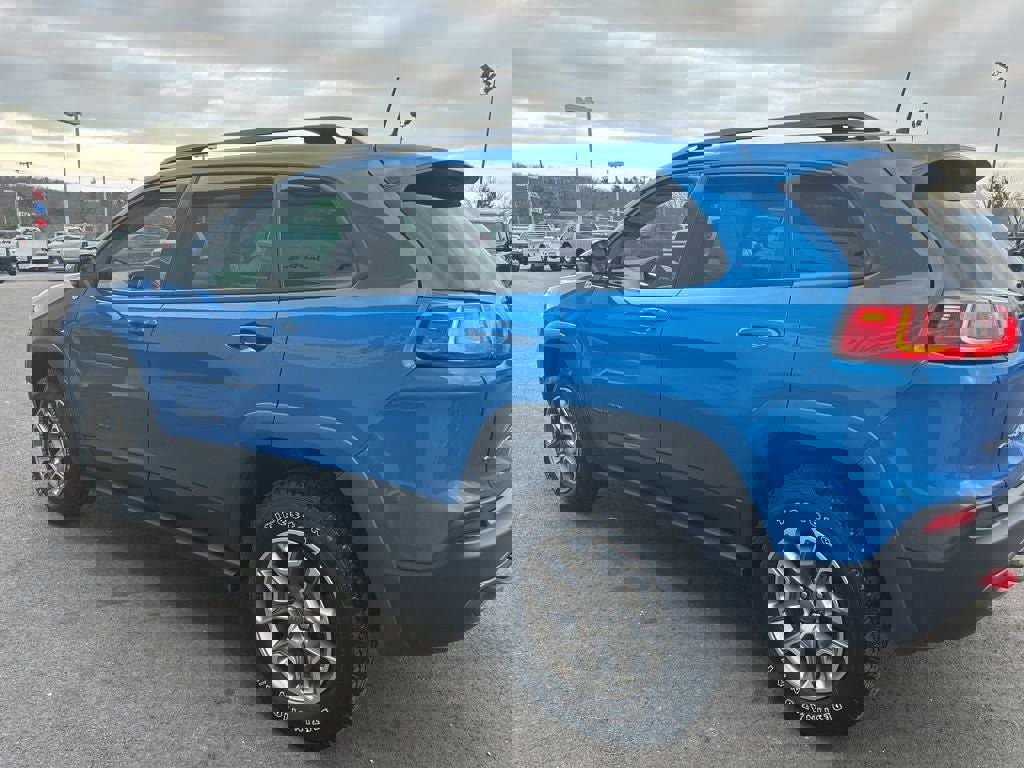 Used 2022 Jeep Cherokee Trailhawk w/ Sound & Nav Group image 5