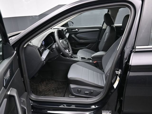 New 2026 Volkswagen Jetta SE image 9