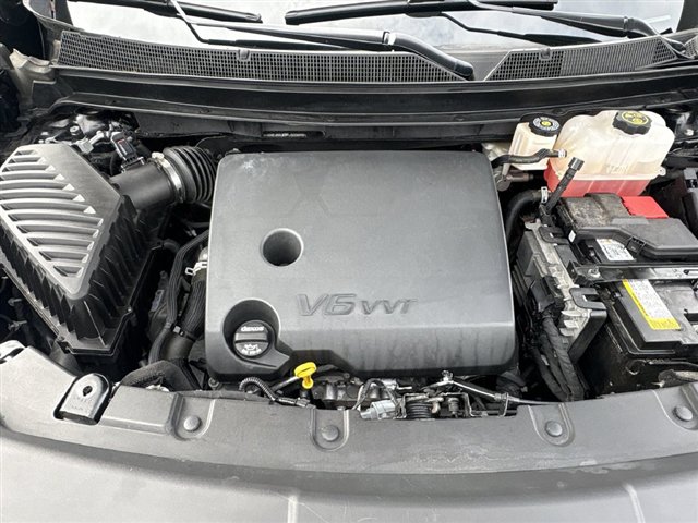 Used 2023 Chevrolet Traverse Premier w/ Redline Edition AWD/4WD image 30