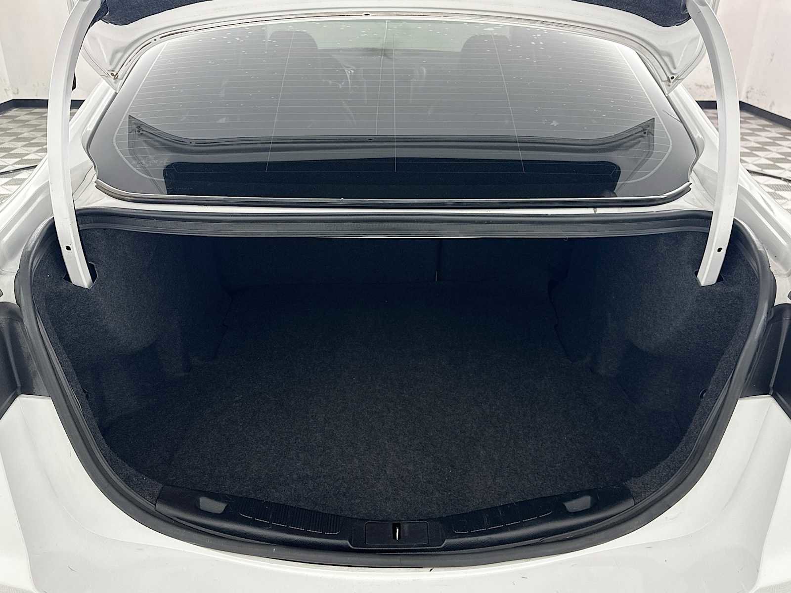 Used 2020 Ford Fusion SE w/ Equipment Group 151A image 23