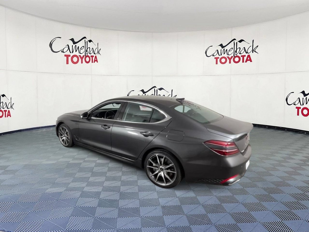 Used 2026 Genesis G70 2.5T RWD image 8