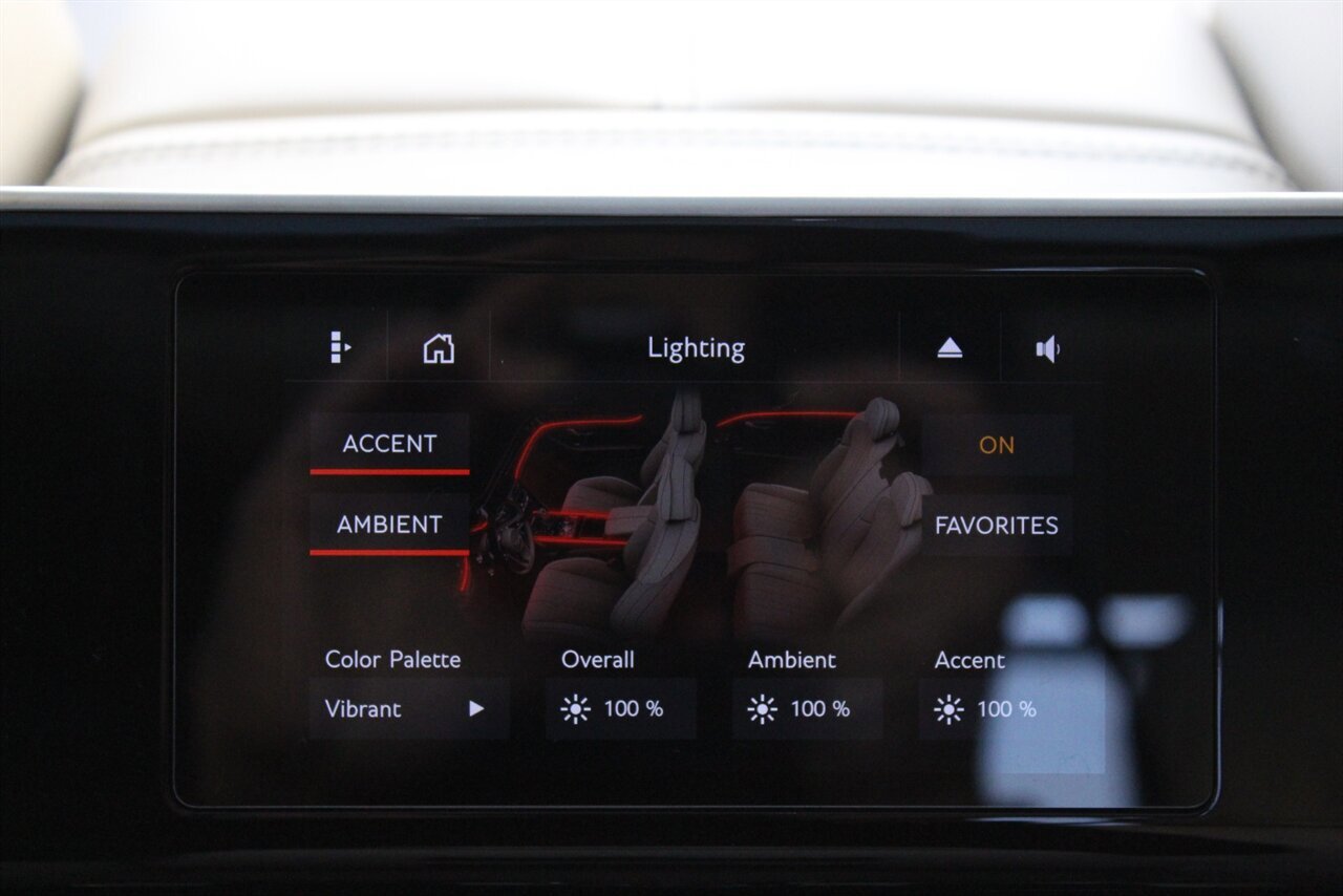 Used 2021 Bentley Flying Spur W12 image 14