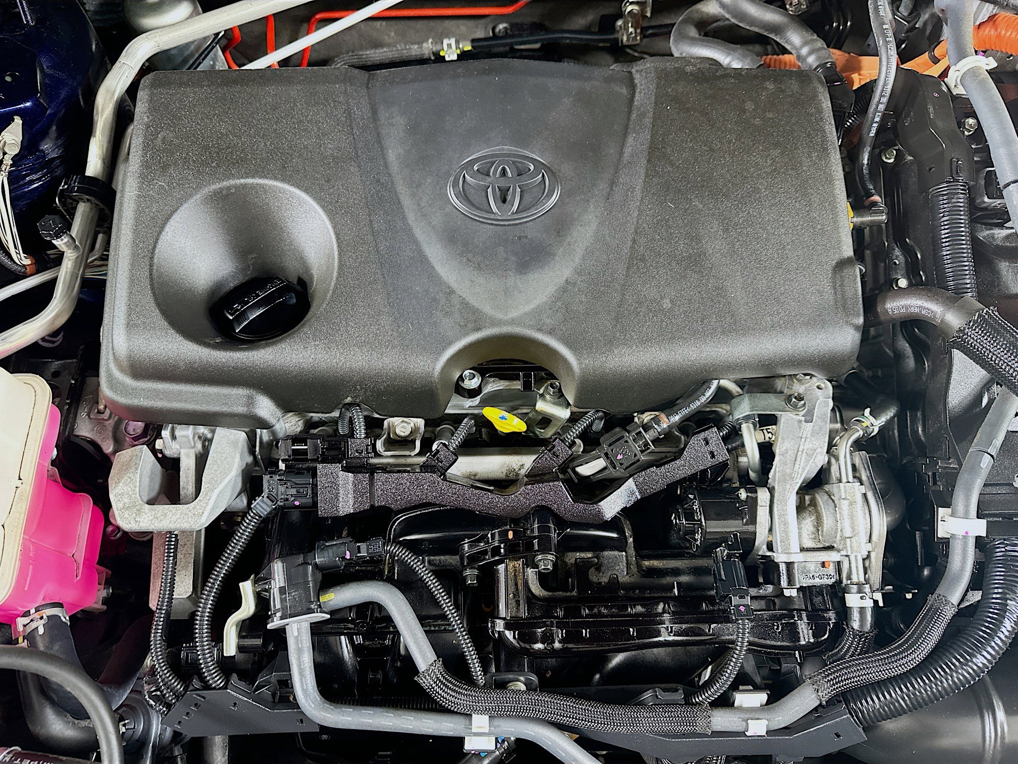 Used 2019 Toyota RAV4 Limited image 35