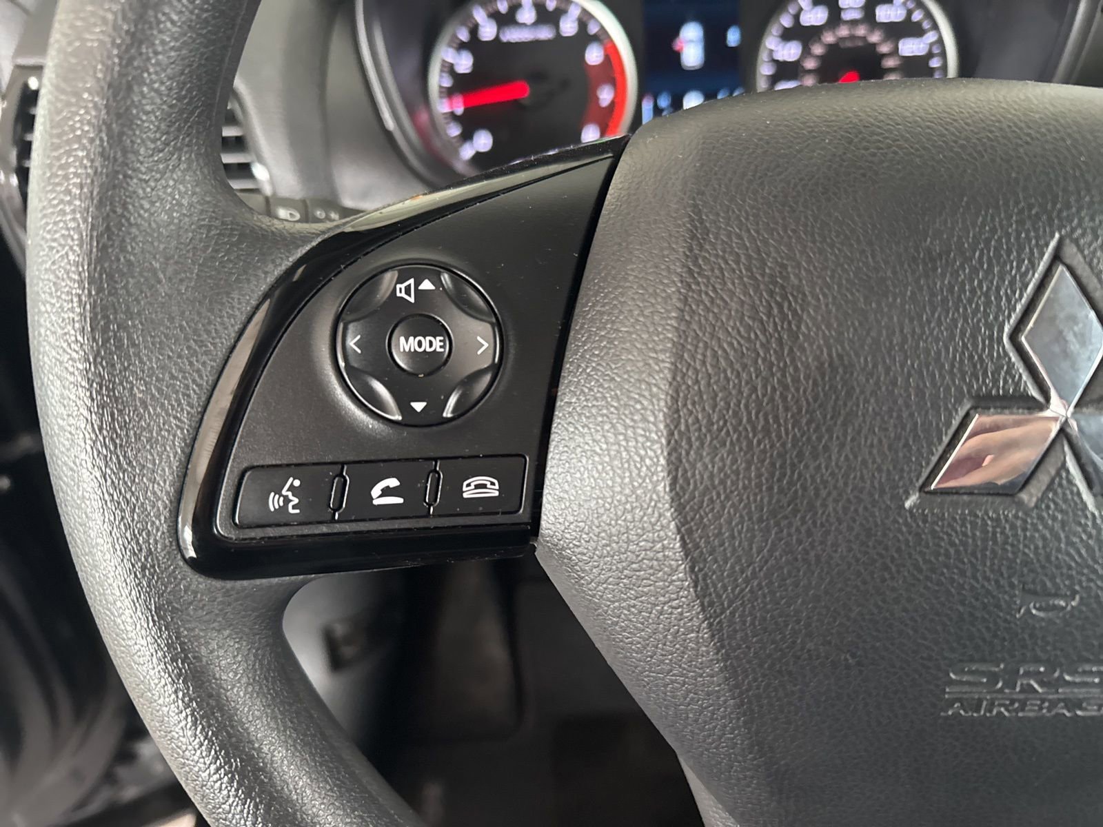 Used 2024 Mitsubishi Eclipse Cross LE image 22