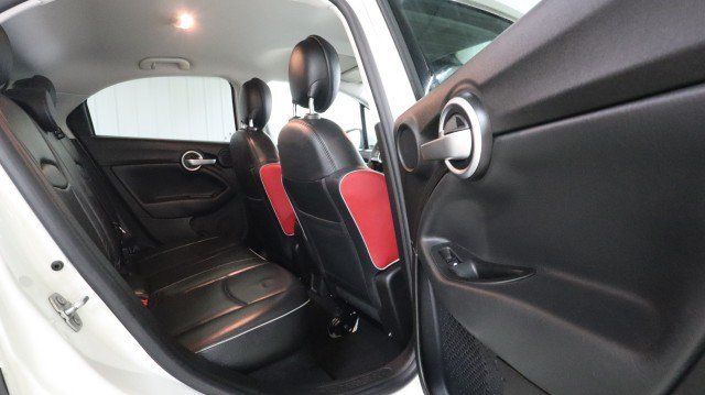 Used 2017 FIAT 500X Lounge w/ Advanced Safety Package FWD image 12
