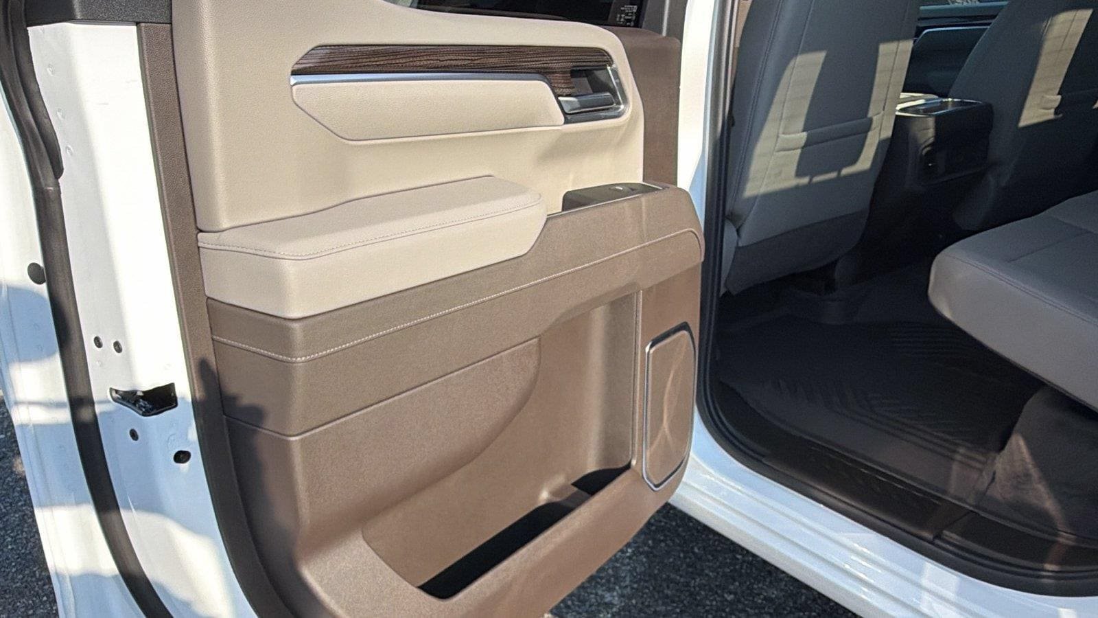 New 2026 Chevrolet Silverado 1500 RST w/ RST All Star Premium Package AWD/4WD image 15