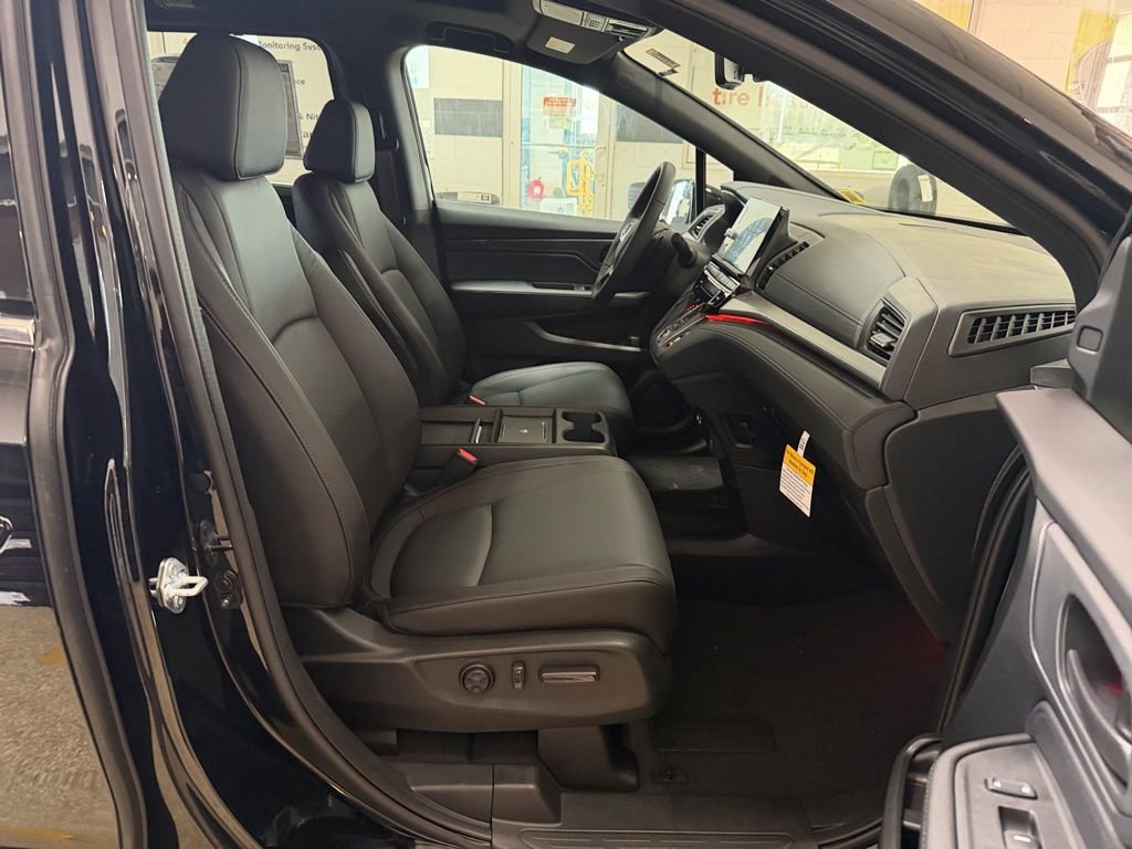 New 2026 Honda Odyssey Sport-L image 17