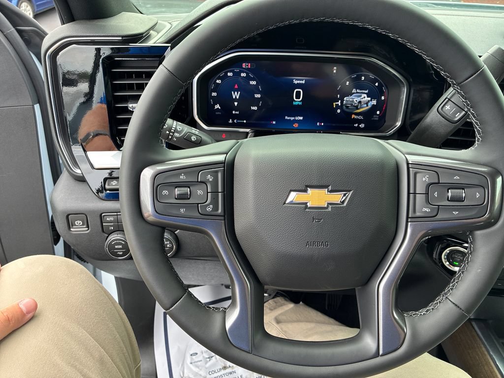 New 2026 Chevrolet Silverado 3500 High Country w/ High Country Premium Package AWD/4WD image 12