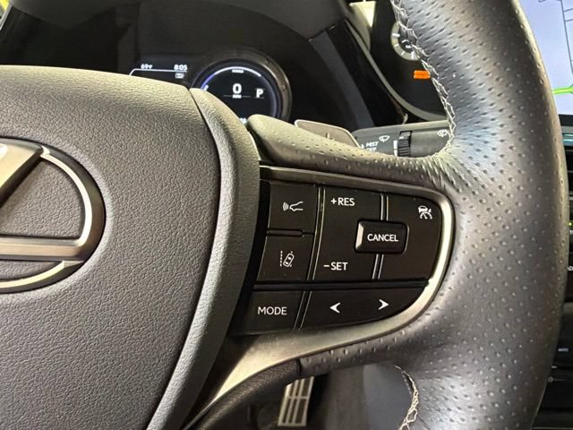 Used 2022 Lexus ES 300h F Sport w/ Accessory Package FWD image 16
