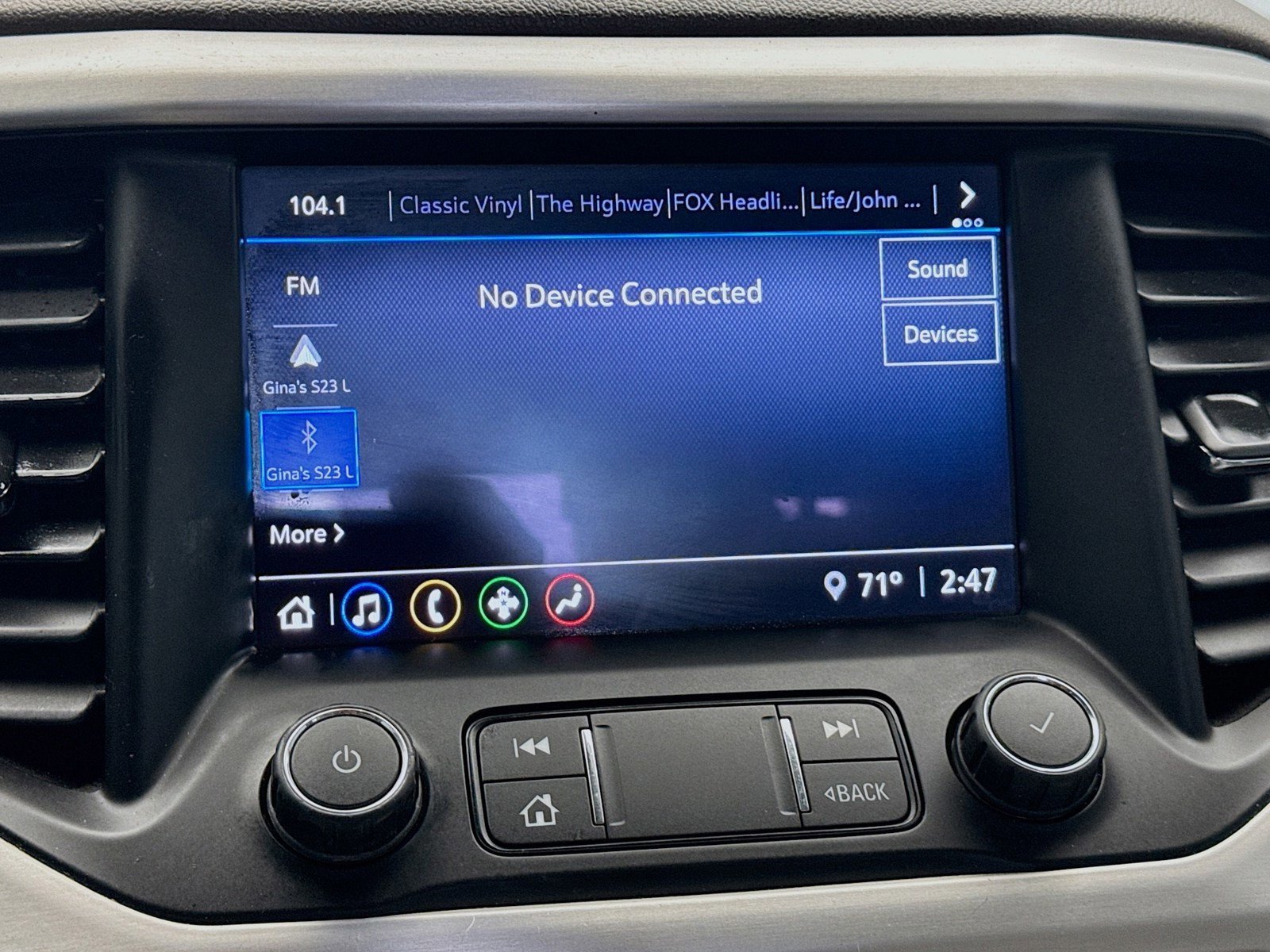 Used 2020 GMC Acadia SLT FWD image 9