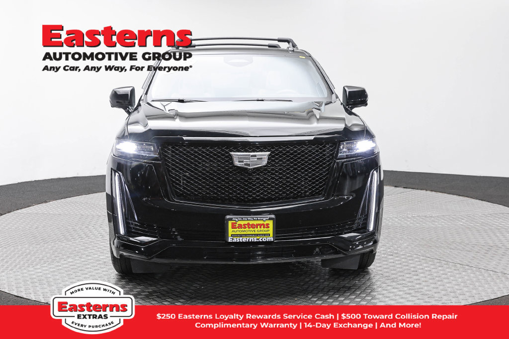Used 2024 Cadillac Escalade ESV Sport Platinum w/ LPO, ONYX Package AWD/4WD image 3