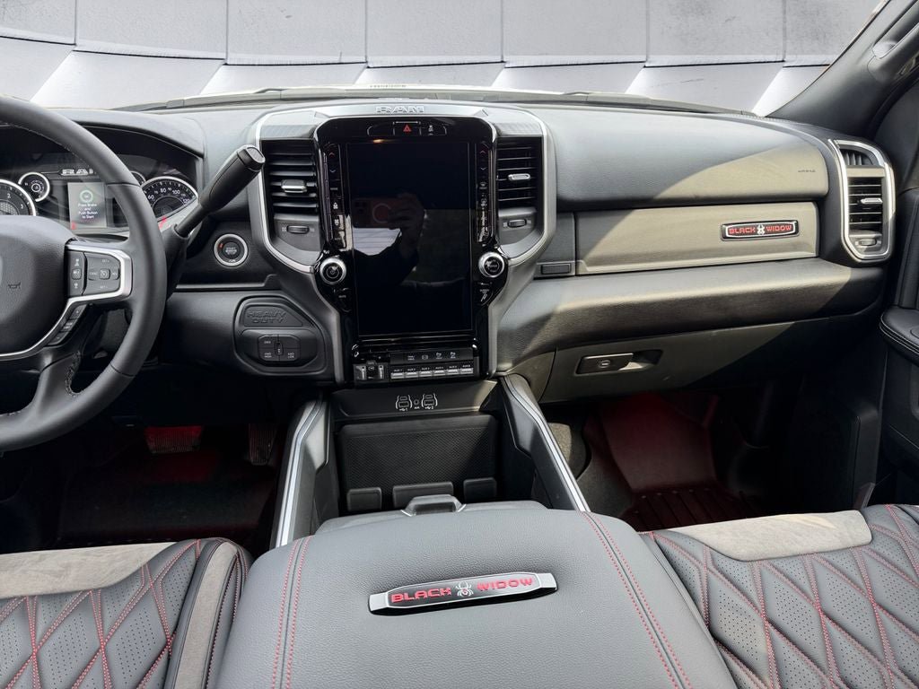 New 2025 RAM 2500 Big Horn AWD/4WD image 12