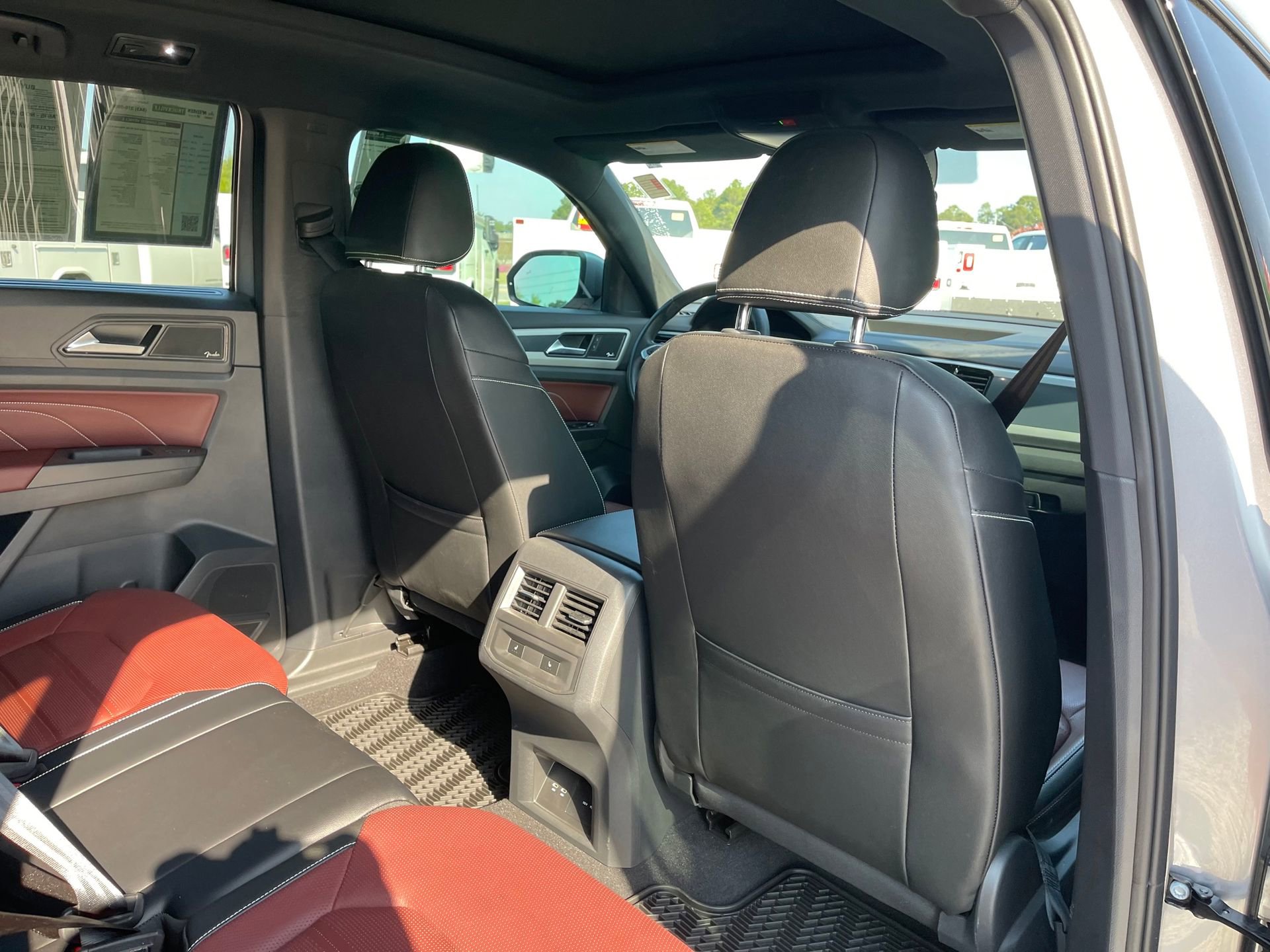 Used 2023 Volkswagen Atlas Cross Sport SEL Premium R-Line image 26