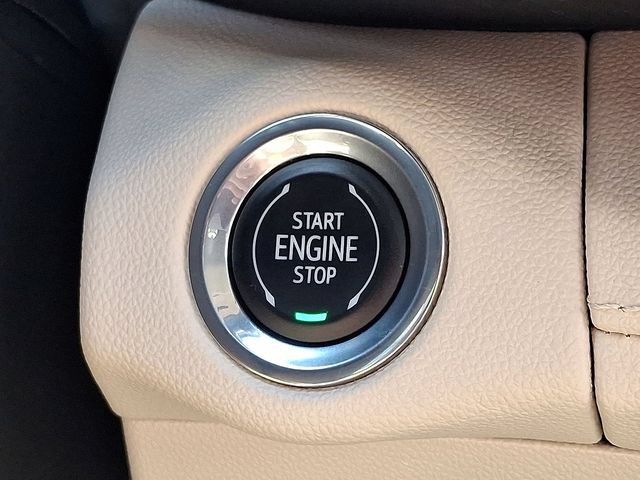 Certified 2022 Buick Envision Preferred FWD image 16