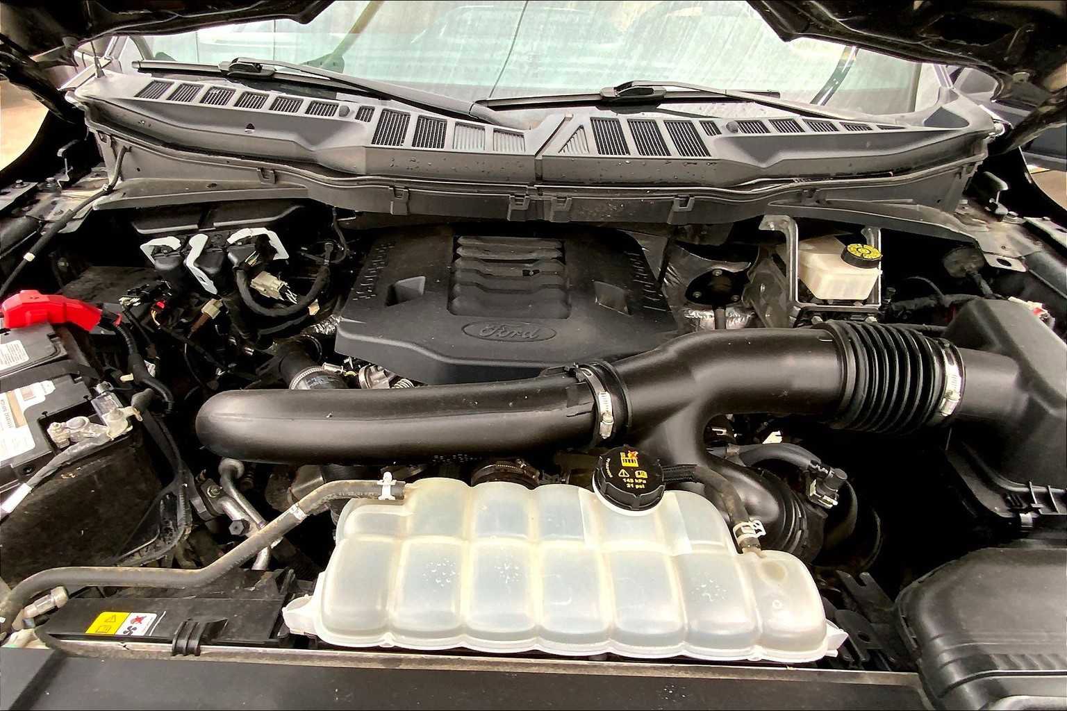 Used 2021 Ford F150 XLT image 31