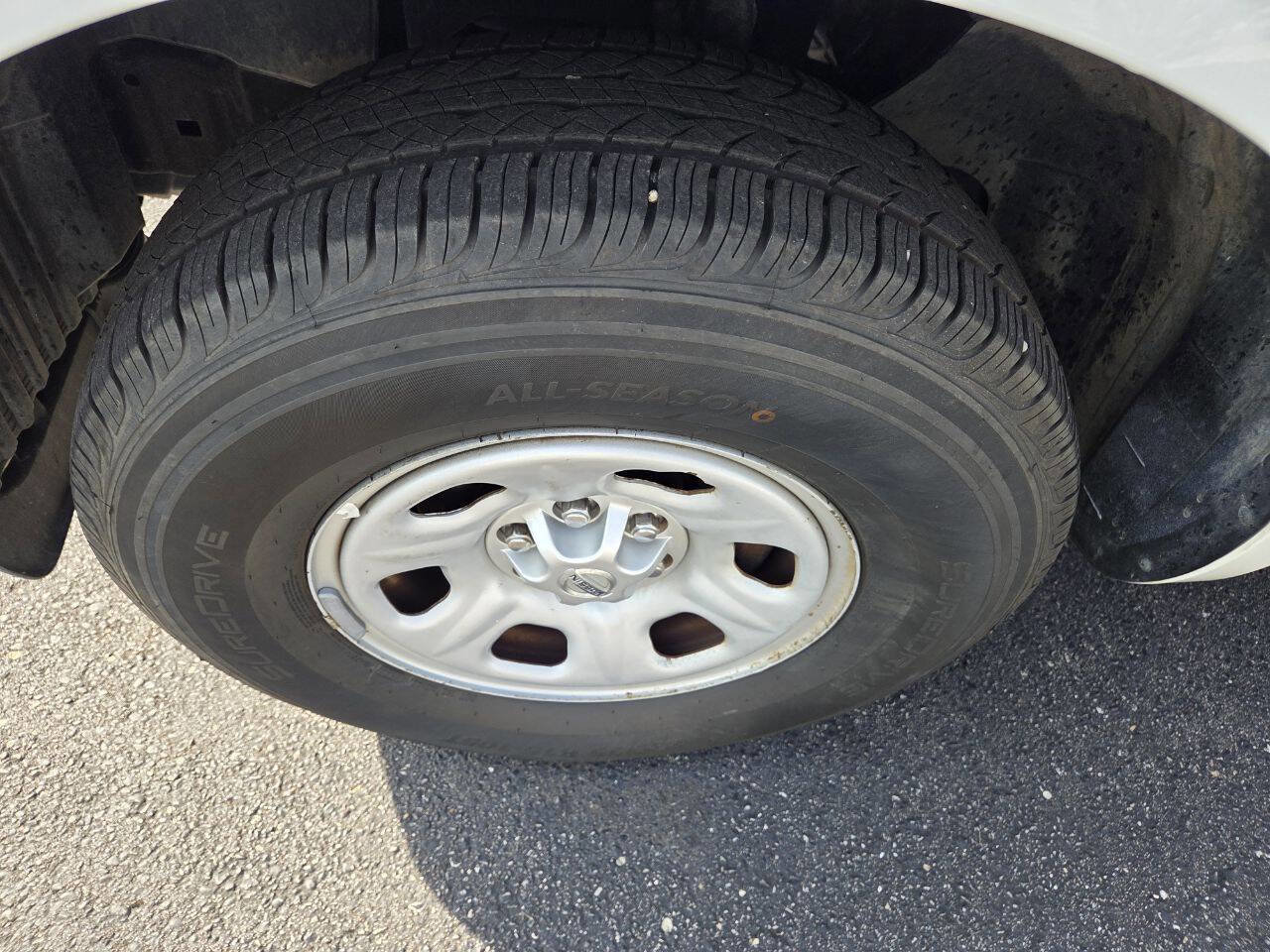 Used 2015 Nissan Frontier S RWD image 13