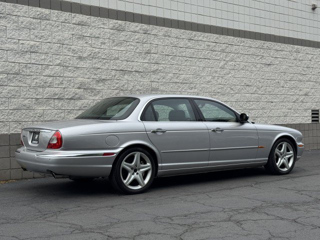 Used 2005 Jaguar XJ Vanden Plas Super V8 RWD image 15