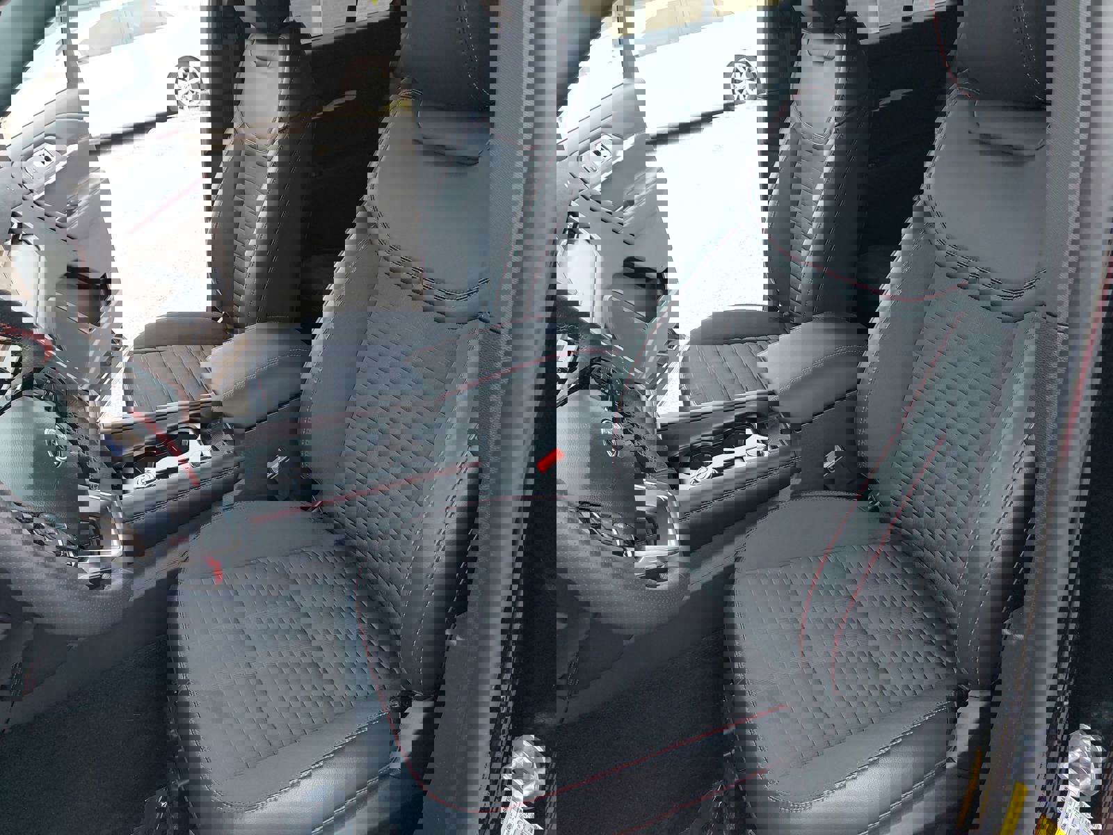 Used 2025 Ford Explorer ST-Line w/ Premium Package image 17