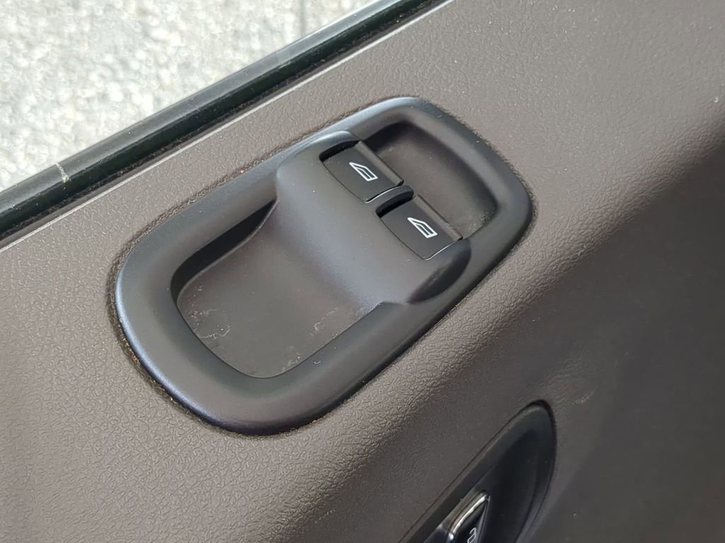 Used 2024 Ford Transit 350 XLT image 26