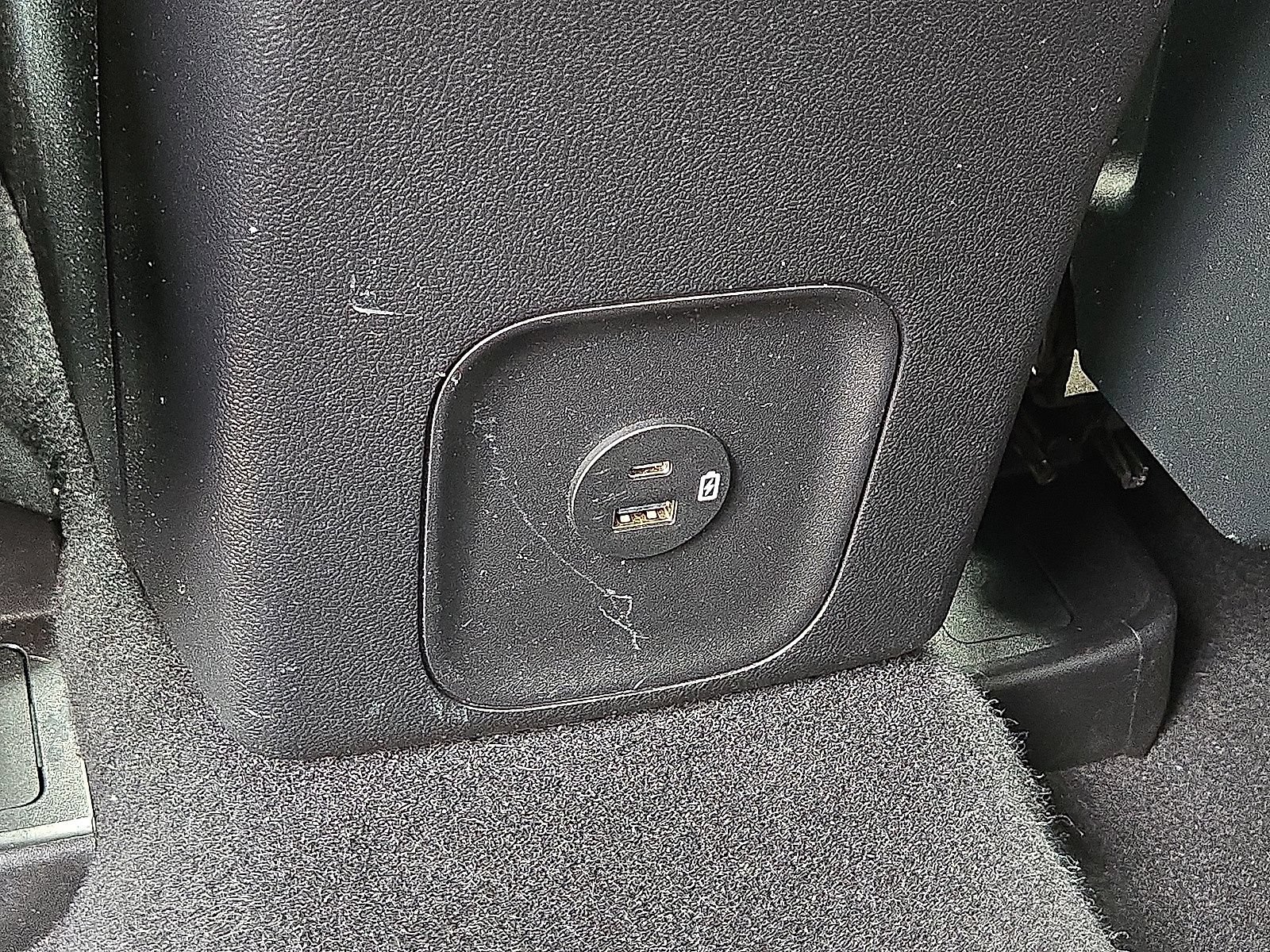 Used 2020 Ford Escape SE Sport FWD image 16