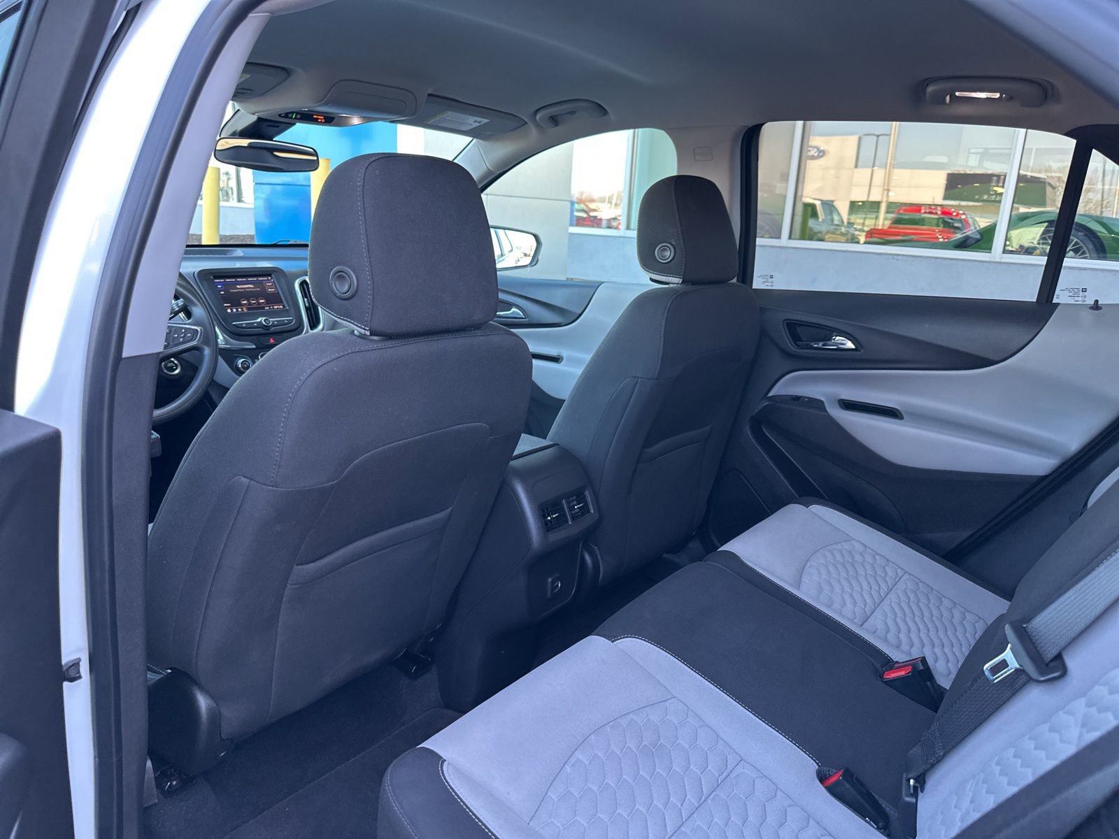 Used 2021 Chevrolet Equinox LS w/ LS Convenience Package image 15