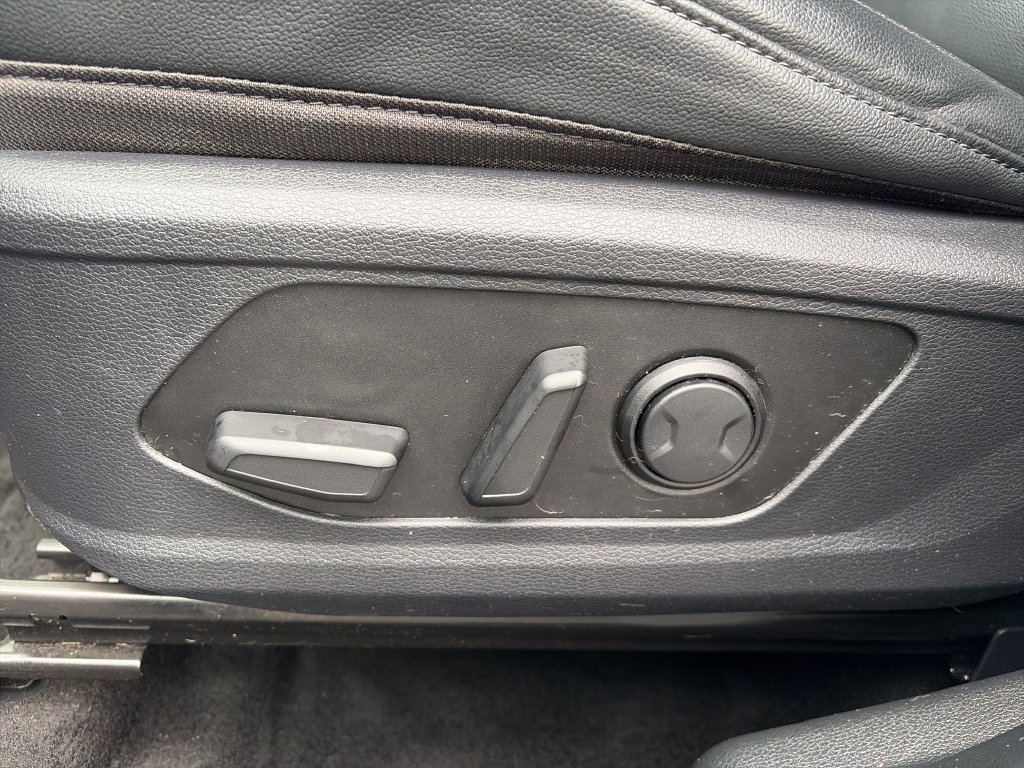 Used 2023 Kia Sportage EX AWD/4WD image 19