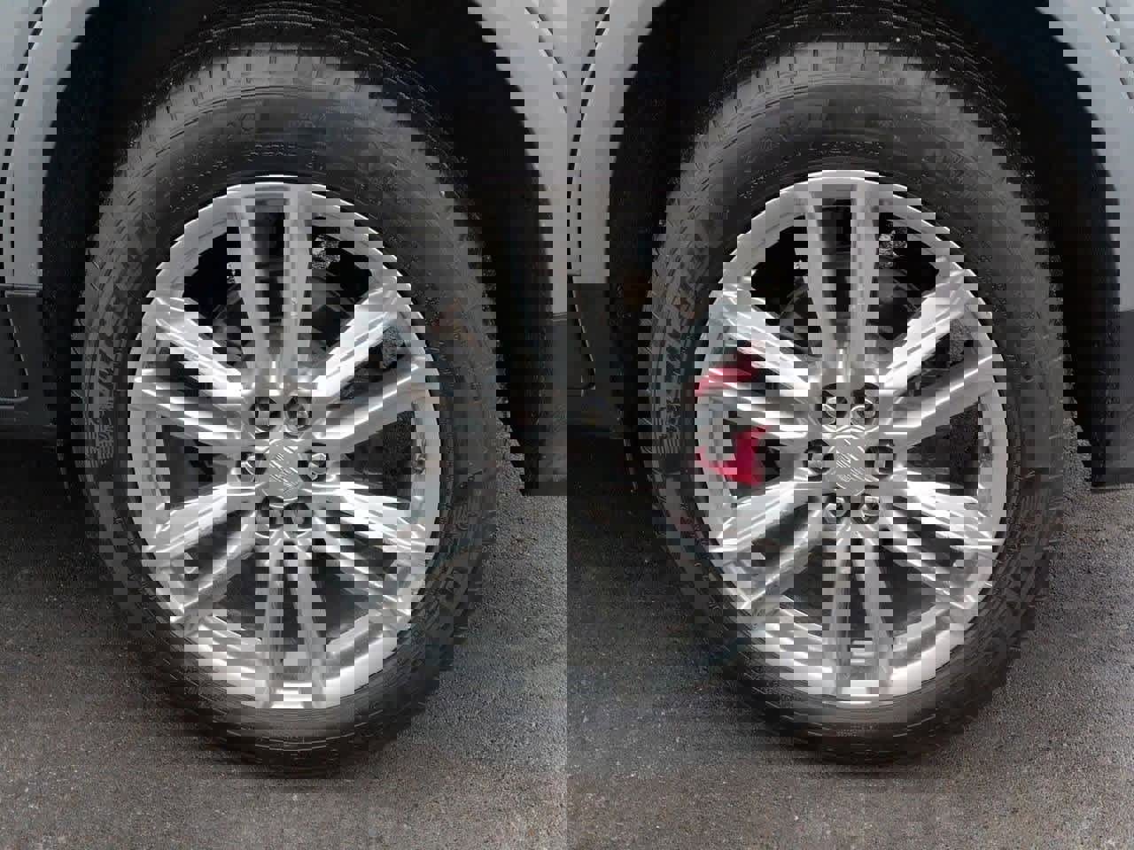 Used 2023 Cadillac XT5 Sportv image 13