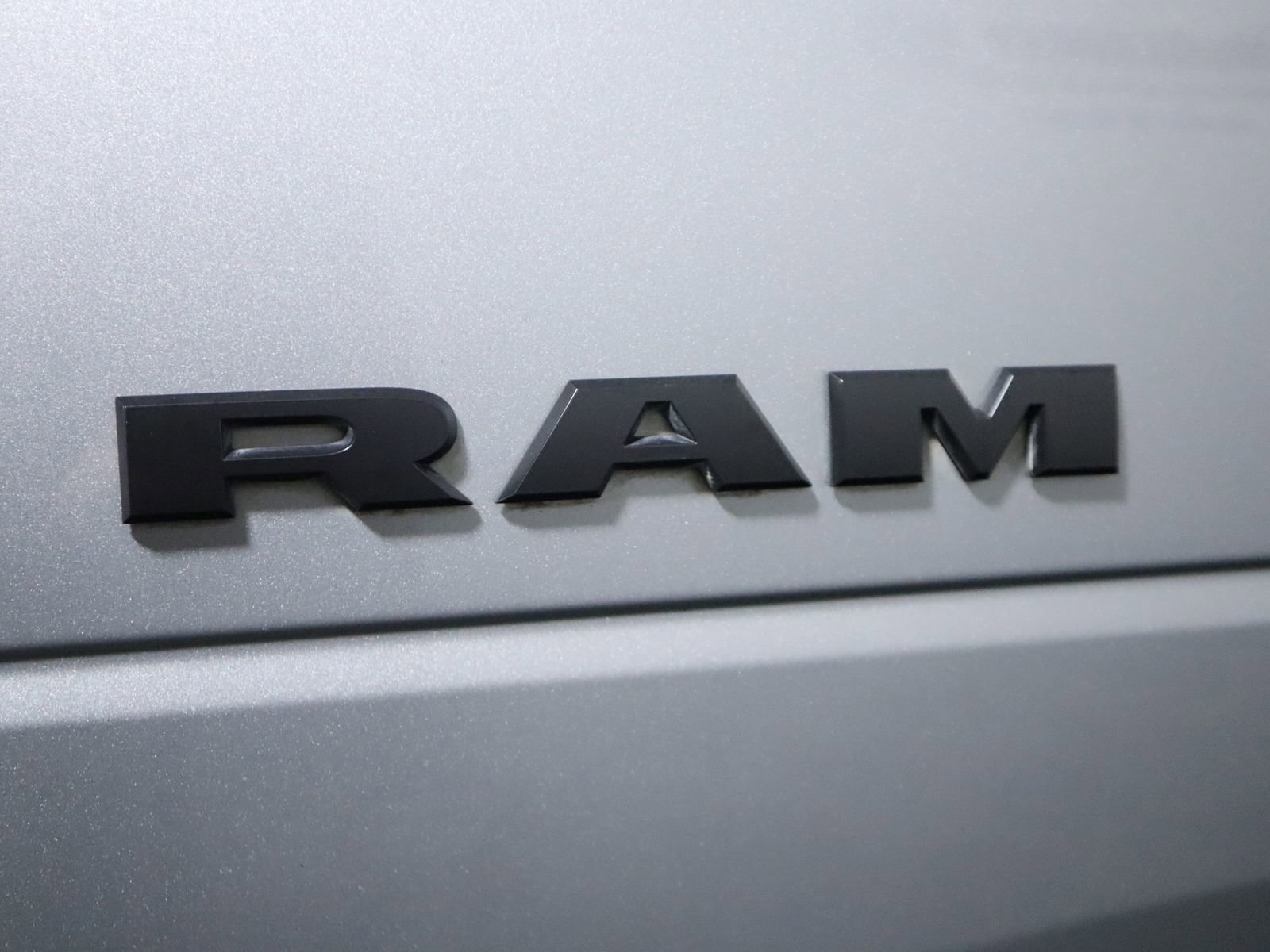 Used 2021 RAM 2500 Limited AWD/4WD image 24