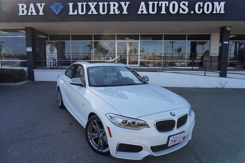 Used 2014 BMW M235i Coupe RWD image 1