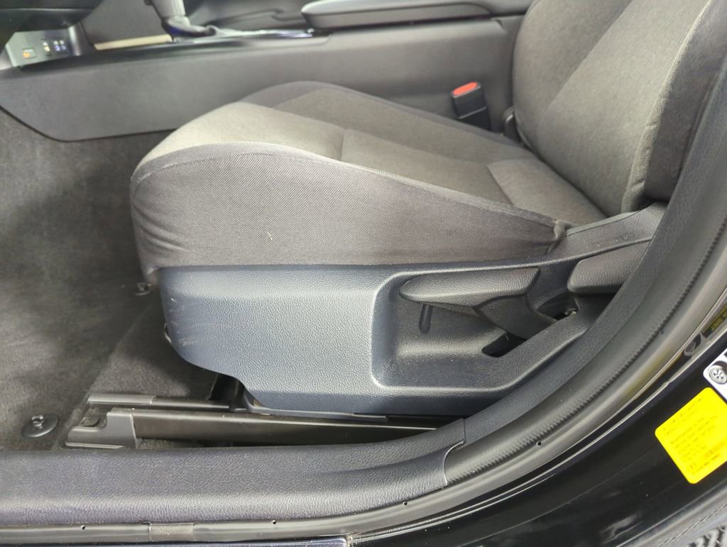 Used 2025 Toyota Camry LE FWD image 13